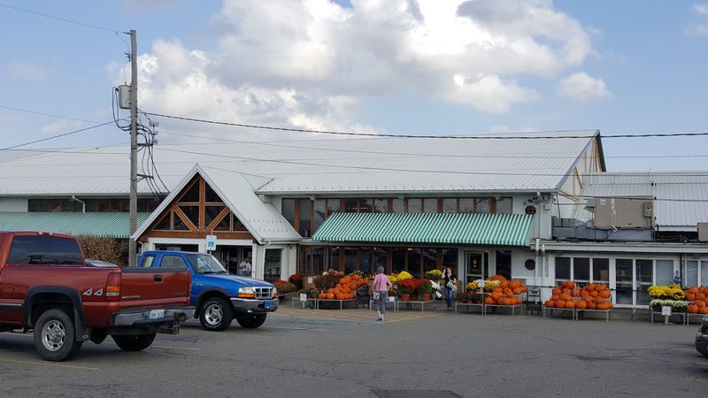 Horrocks Farm Market - Lansing, Michigan
