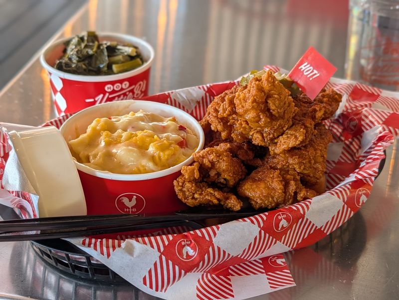Hot chicken means HOT chicken.