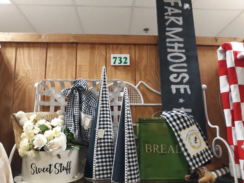 I-76 Antique Mall, Ravenna