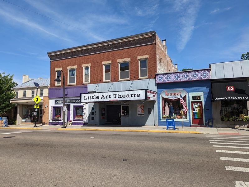 Independent Shops Full of Personality Independent Shops Full of Personality