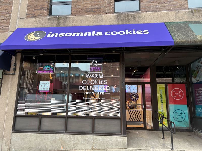 Insomnia Cookies