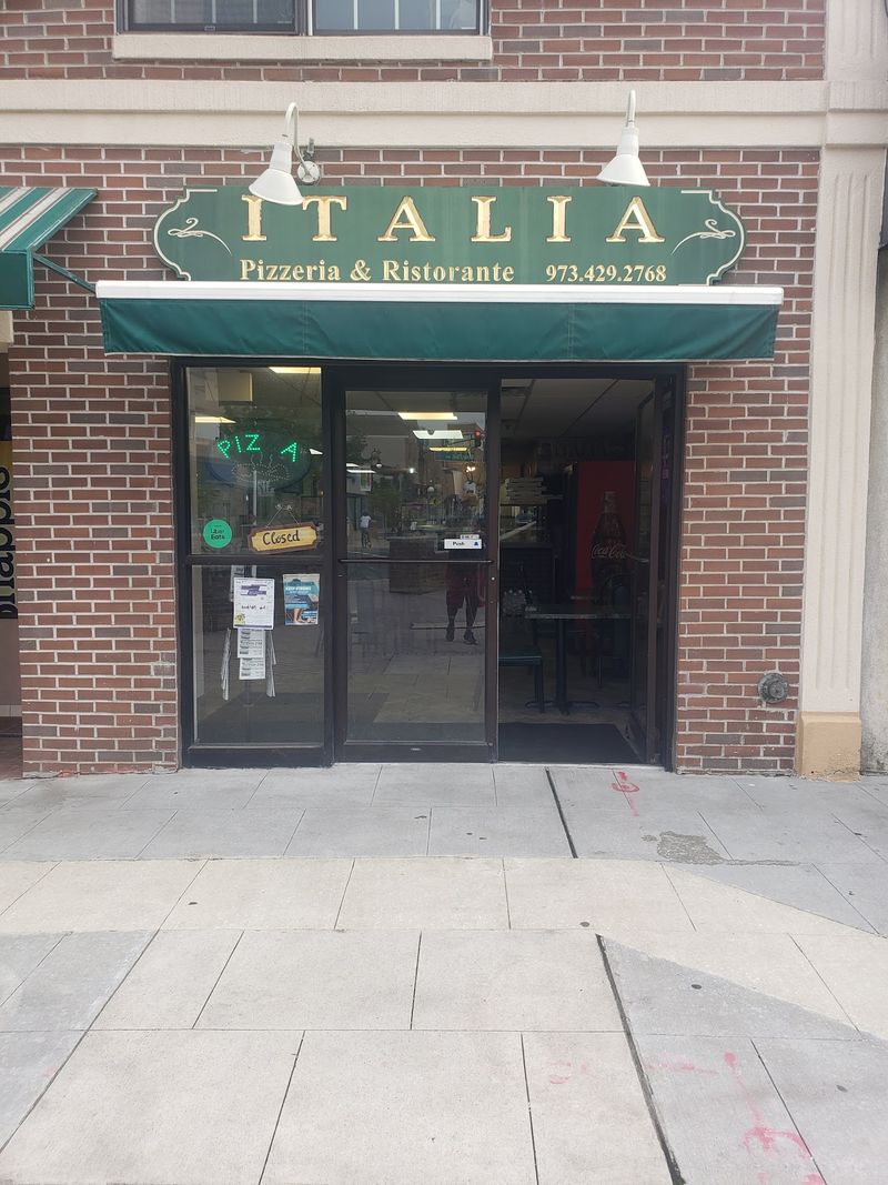 Italia Pizzeria - Bloomfield