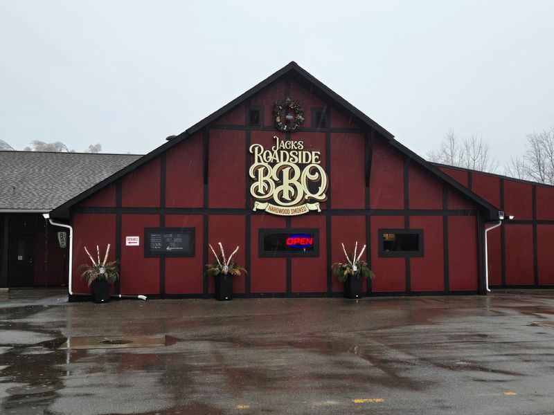 Jack’s Roadside BBQ - Davisburg
