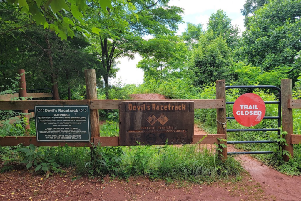 Just Minutes From Downtown, This 100-Acre Tennessee Preserve Has Epic Mountain Biking