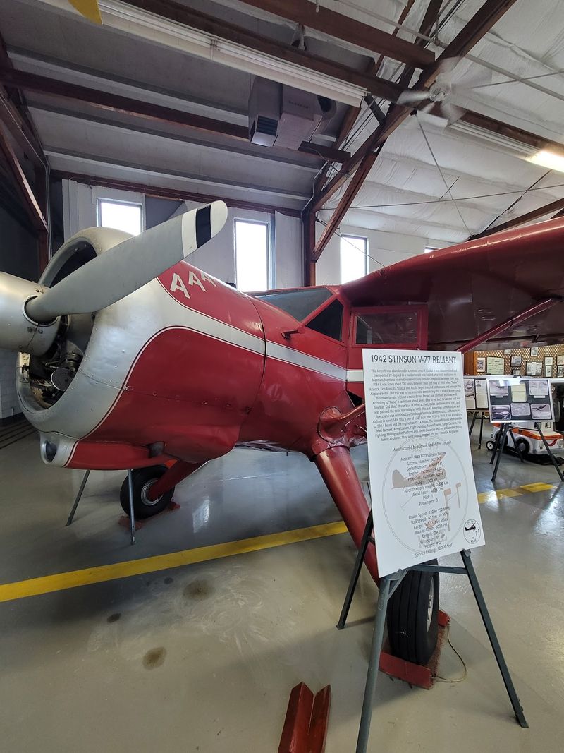 KLBE Air Museum - Latrobe