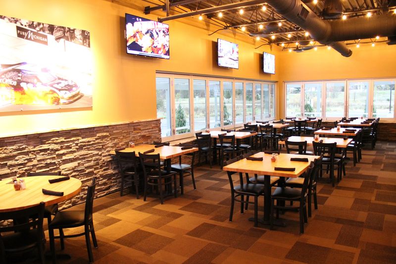 Klavon’s Pizzeria & Pub - Jackson Klavon’s Pizzeria & Pub - Jackson