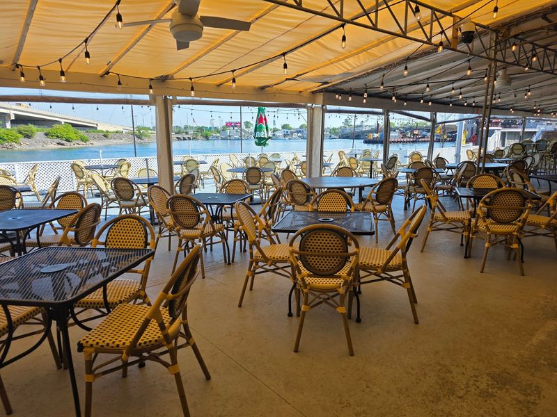 Klein's Fish Market & Waterside Cafe - Belmar Klein's Fish Market & Waterside Cafe - Belmar