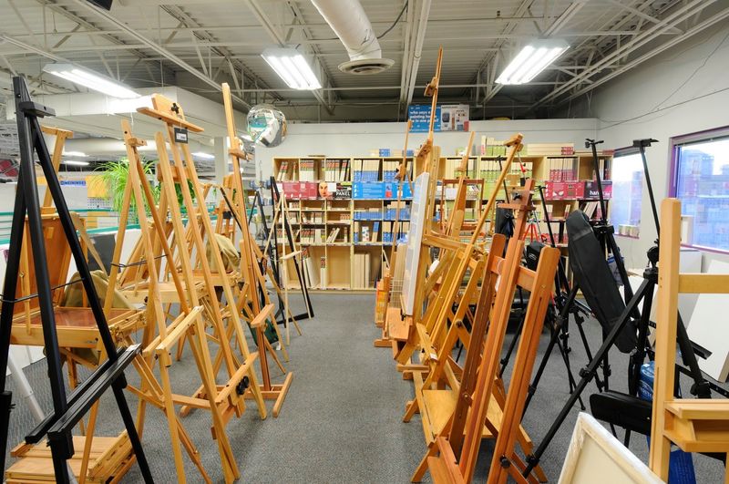 How to Shop Smart Without Feeling Overwhelmed How to Shop Smart Without Feeling Overwhelmed