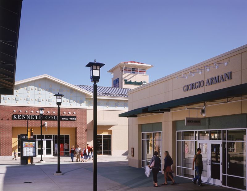 What to Know Before Visiting Chicago Premium Outlets What to Know Before Visiting Chicago Premium Outlets