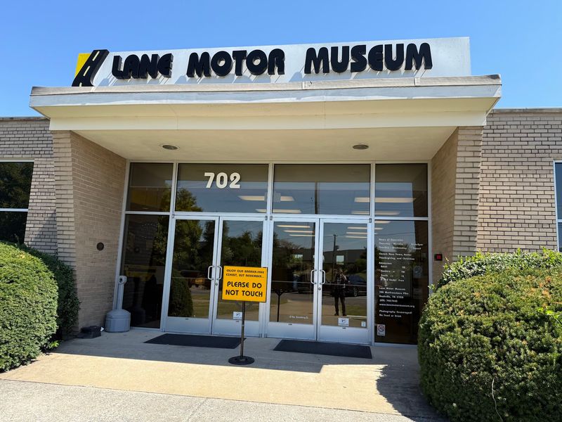 Lane Motor Museum