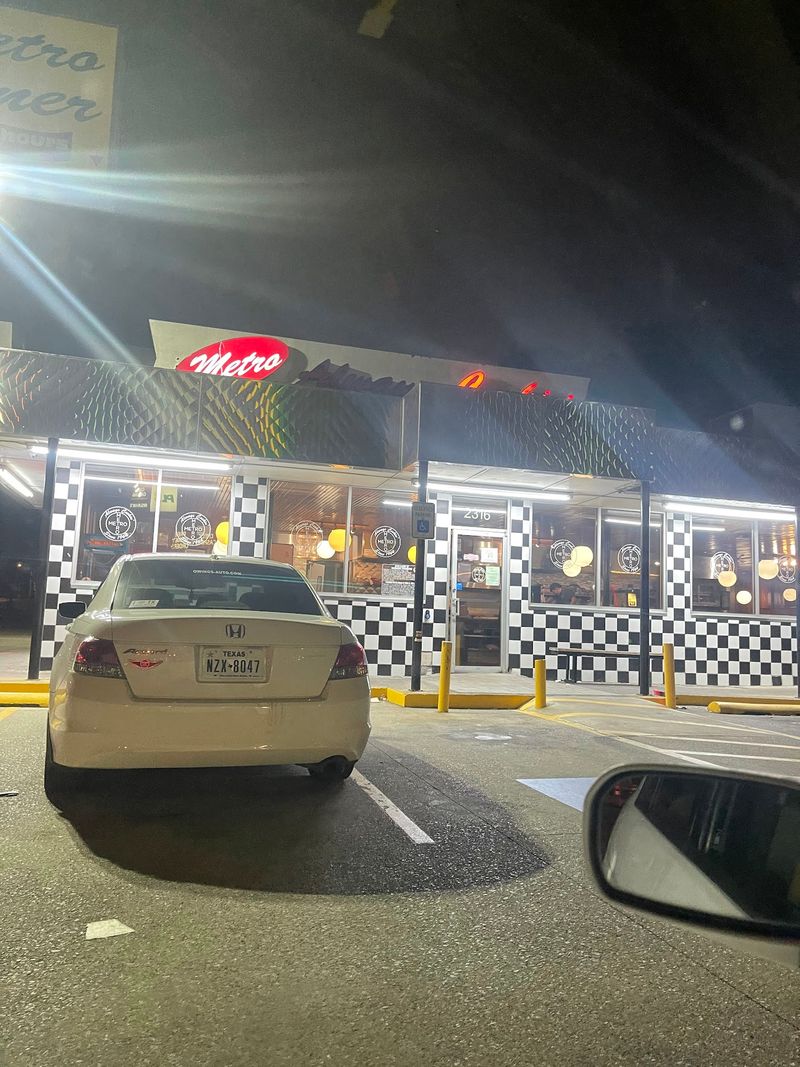 Late-Night Food Oasis