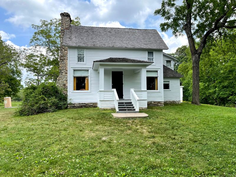 Laura Ingalls Wilder Historic Home & Museum (Mansfield)