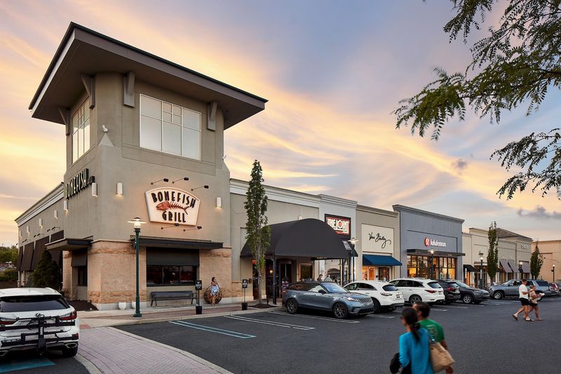 Lehigh Valley Mall Outlet Tenants - Whitehall, PA