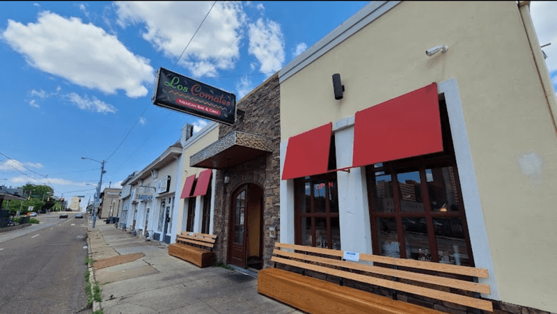 Los Comales Mexican Bar & Grill 