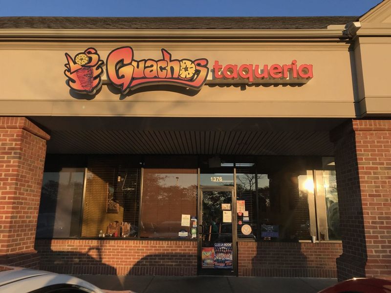 Los Guachos, Columbus