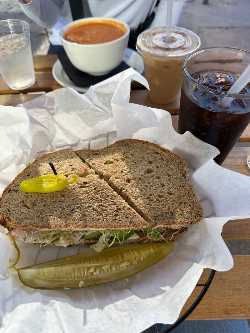 Lunch Options That Rival Breakfast's Popularity