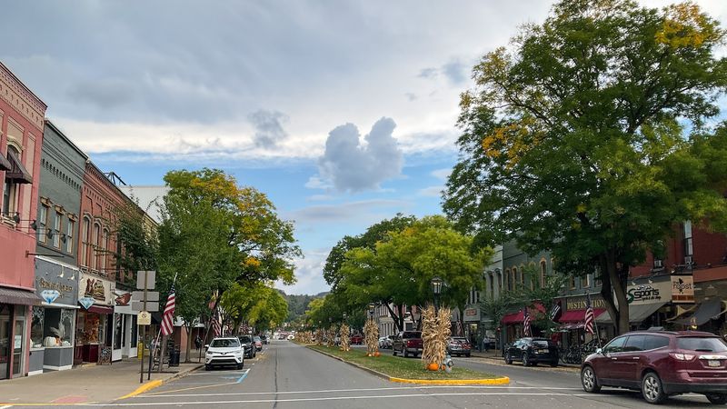 Main Street Calm Main Street Calm