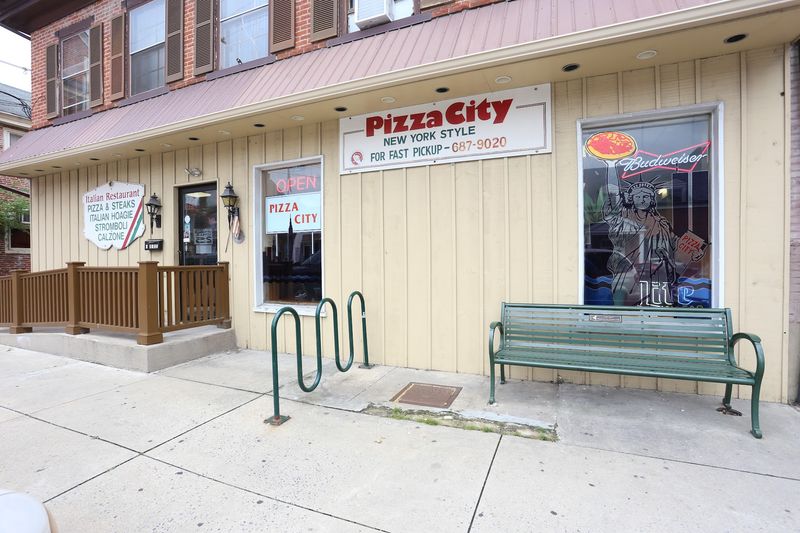 Main Street Comfort at Pizza City