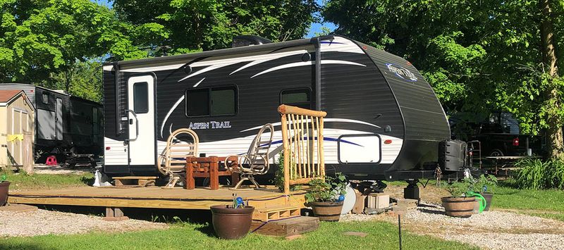 Maple Lakes Campground, Seville