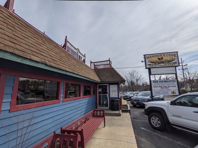 Mariner's Cove Restaurant - Brielle Mariner's Cove Restaurant - Brielle