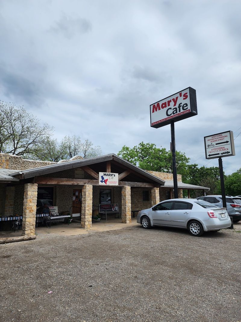Mary's Cafe (Strawn)