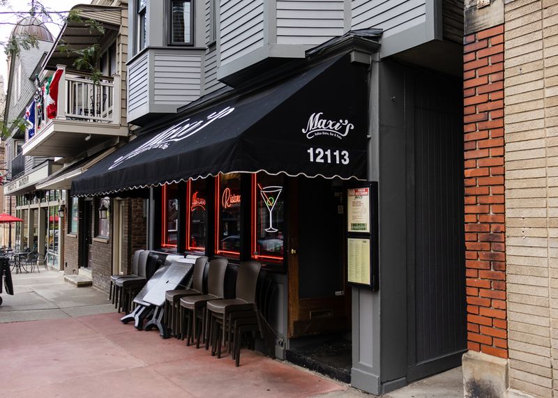 Maxi's Bistro - Cleveland Maxi's Bistro - Cleveland