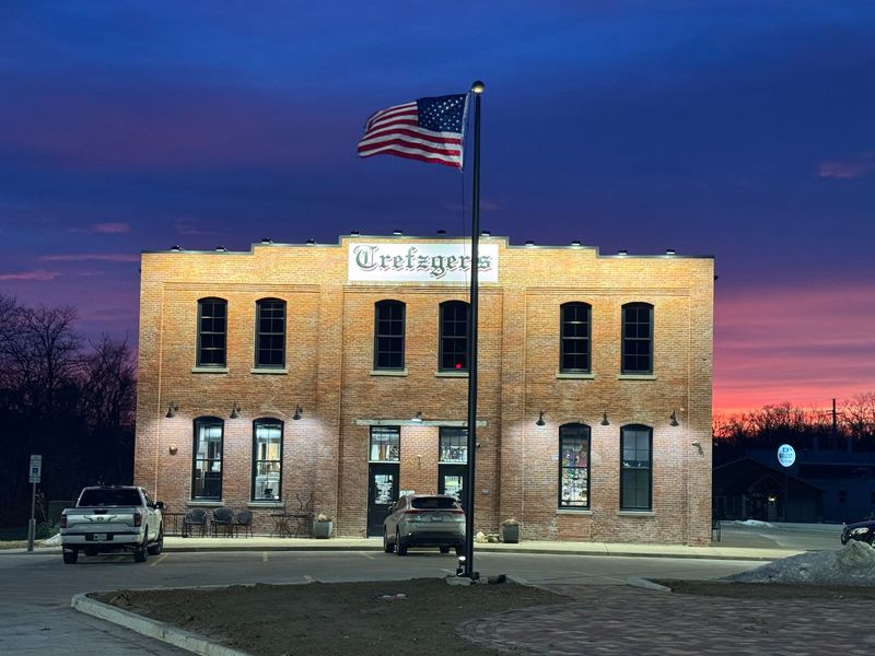 Trefzger’s Bakery (Peoria Heights)