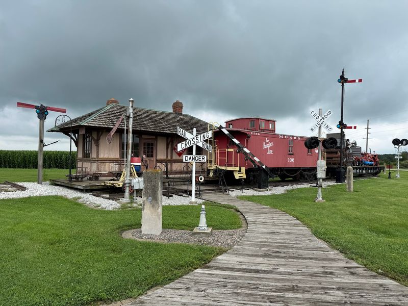 The Whistle Stop Restaurant (Monon) The Whistle Stop Restaurant (Monon)