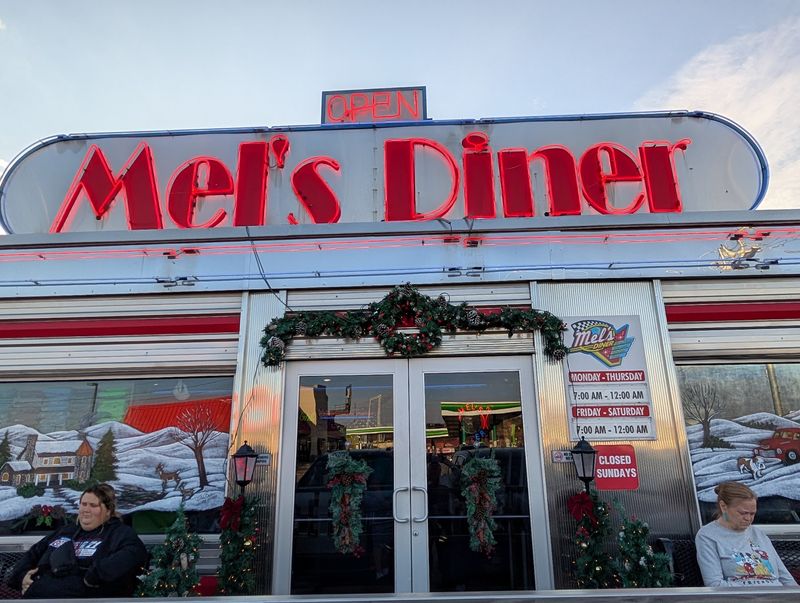 Mel's Classic Diner, Pigeon Forge Mel's Classic Diner, Pigeon Forge