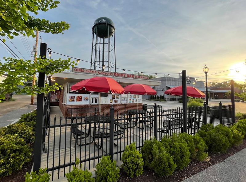 Mensi's Dairy Bar, Collierville Mensi's Dairy Bar, Collierville