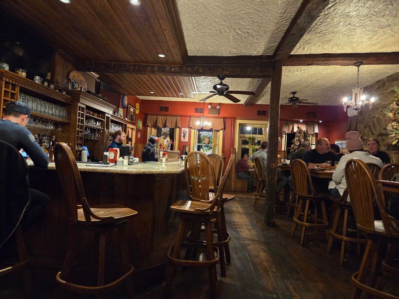 Microbrews And Tavern Classics Upstairs Microbrews And Tavern Classics Upstairs