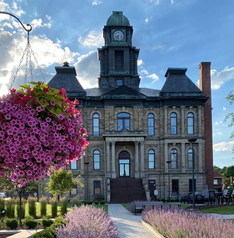 Millersburg, Holmes County Millersburg, Holmes County