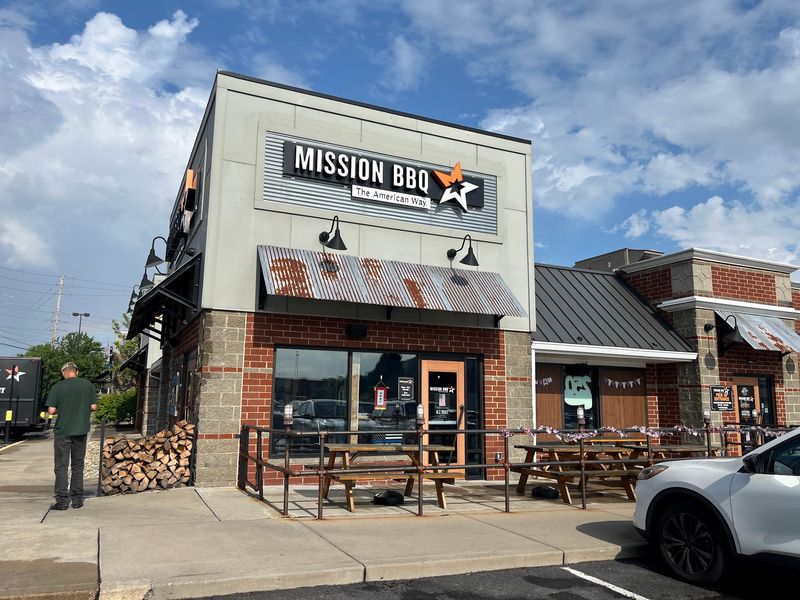 Mission BBQ (Robinson Township) Mission BBQ (Robinson Township)