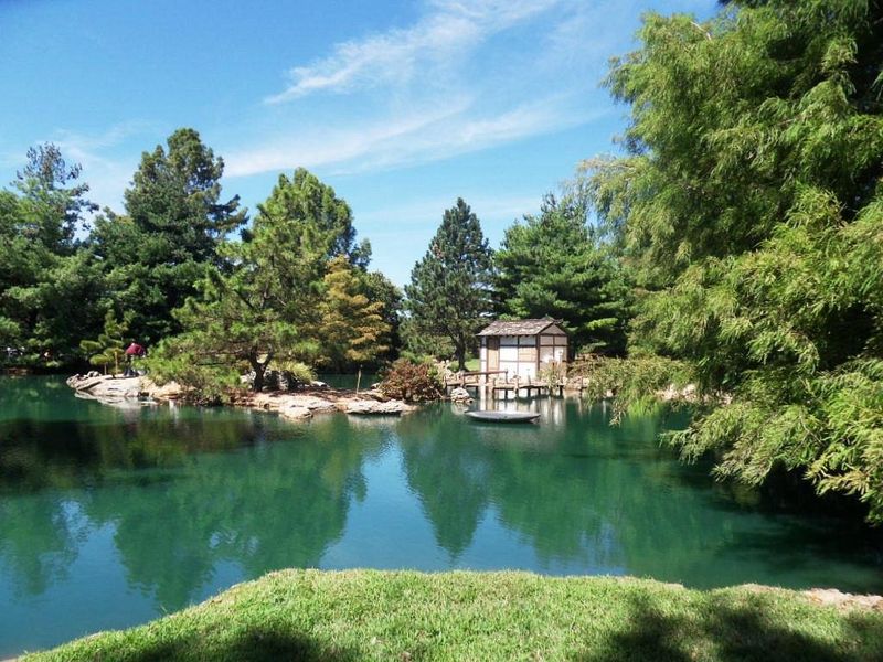 Mizumoto Japanese Stroll Garden (Springfield)