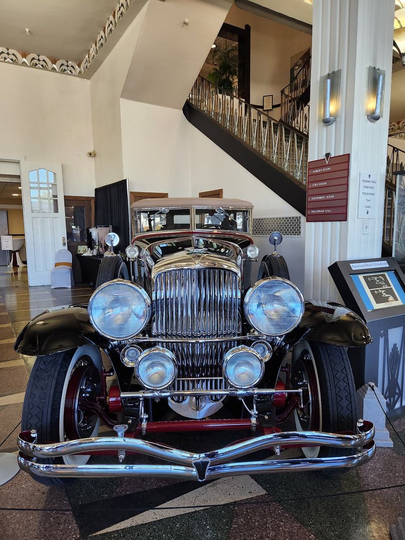 Auburn Cord Duesenberg Automobile Museum (Auburn)