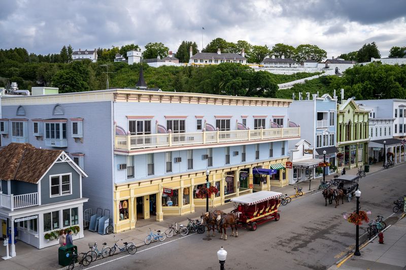 Murray Hotel - Mackinac Island