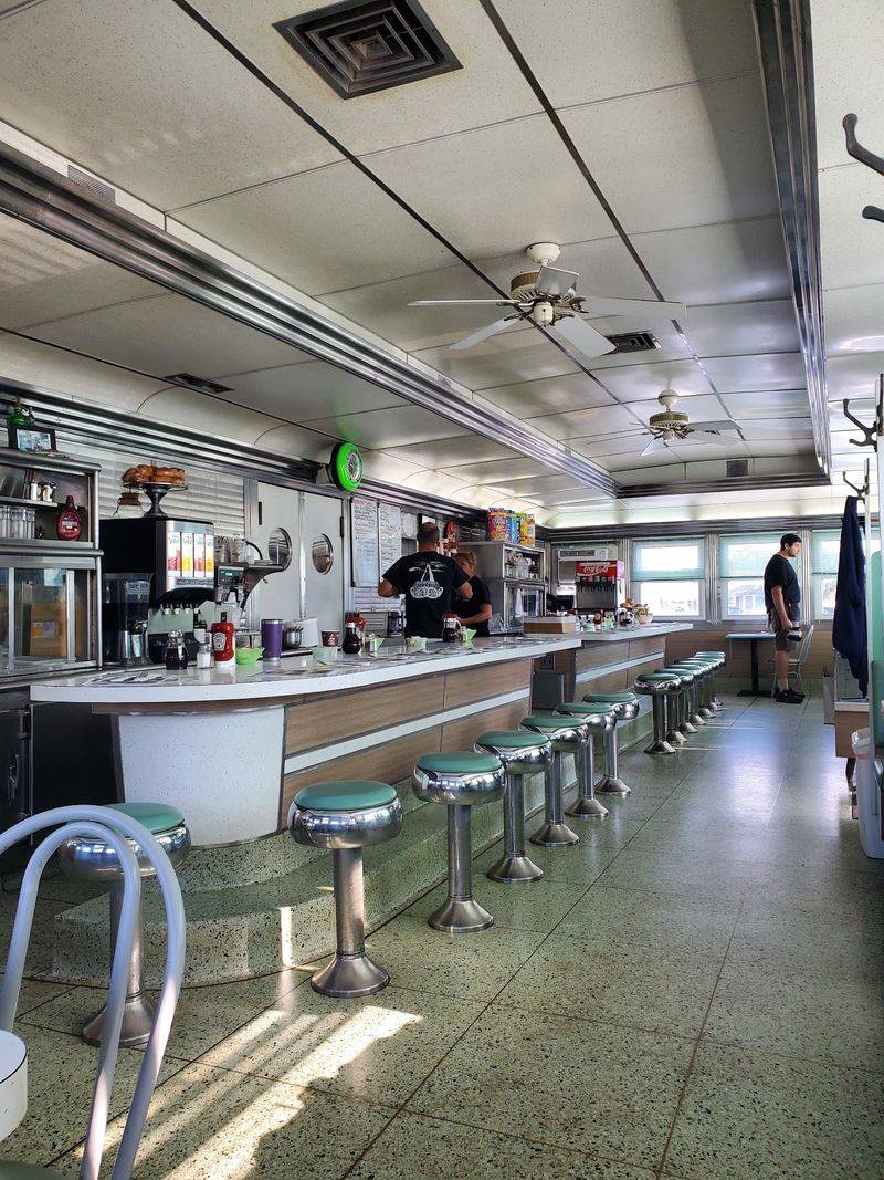 Mustache Bill's Diner - Barnegat Light