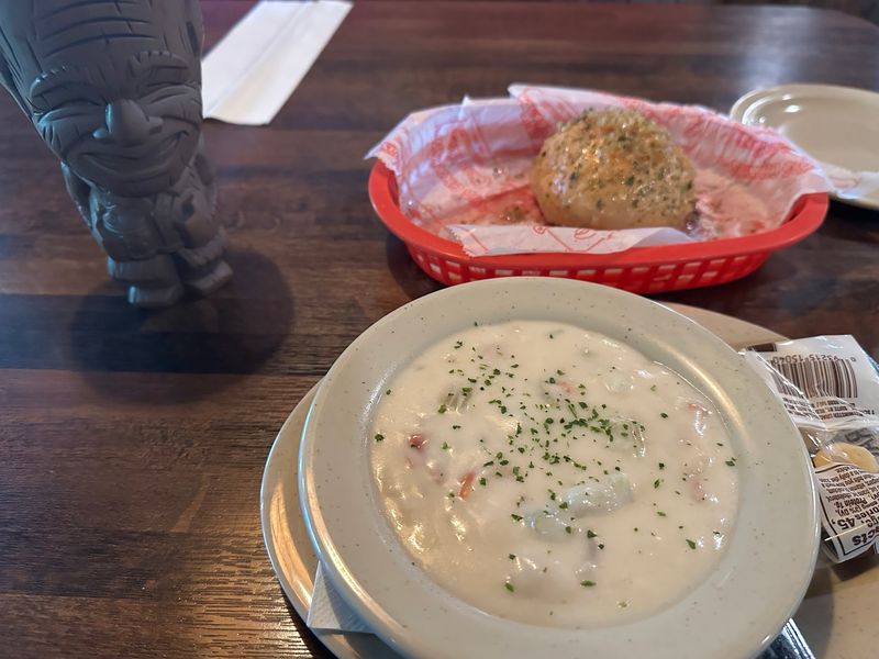 The Clam Chowder That Gives the Whole Trip a Purpose The Clam Chowder That Gives the Whole Trip a Purpose