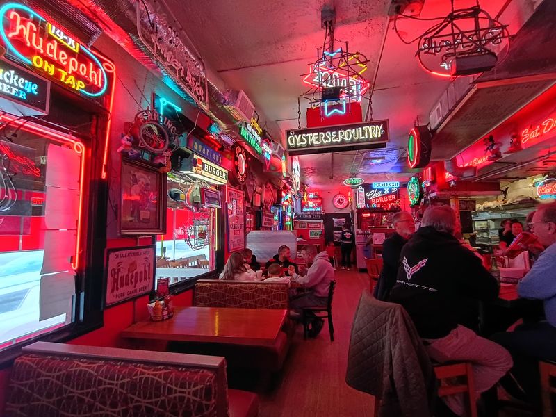 Neon That Feels Like a Movie Set Neon That Feels Like a Movie Set