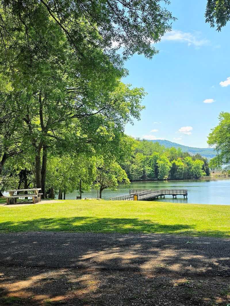 Nickajack Lake, Chattanooga Nickajack Lake, Chattanooga