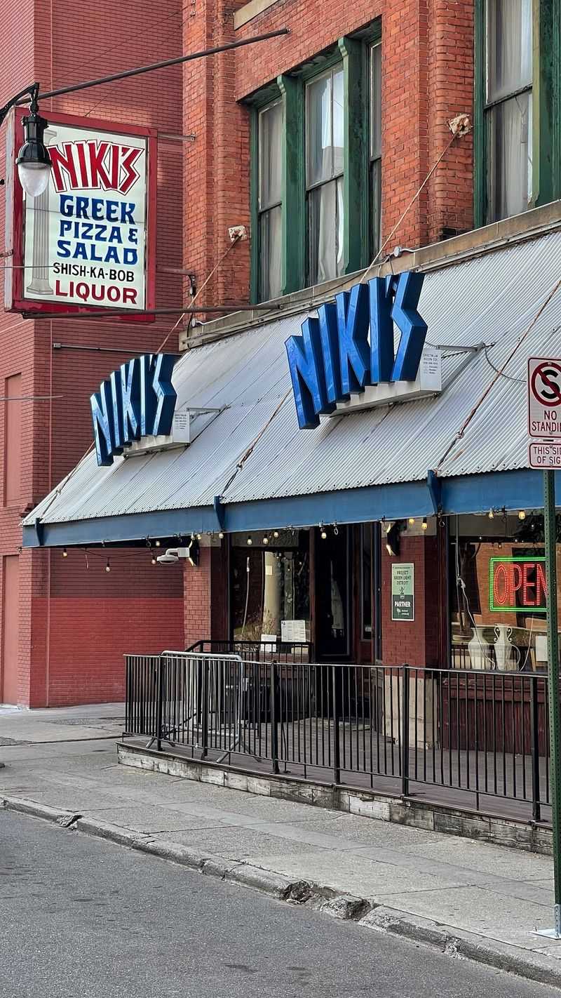 Niki's Pizza, Greektown Niki's Pizza, Greektown