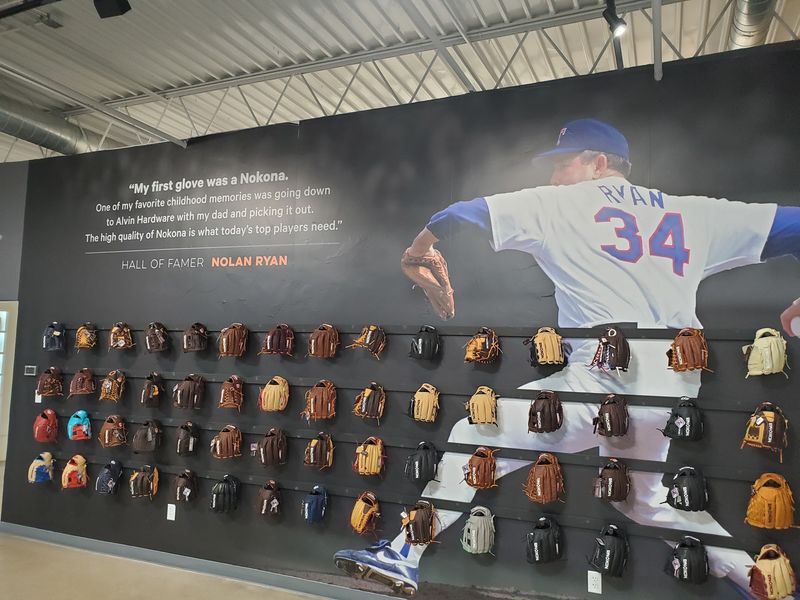 Nokona Baseball Glove Factory (Nocona) Nokona Baseball Glove Factory (Nocona)