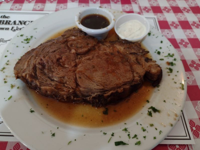 Prime Rib That Carries the Whole Reputation