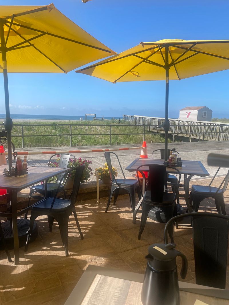 Ocean Views Give the Coffee Its Best Backdrop Ocean Views Give the Coffee Its Best Backdrop
