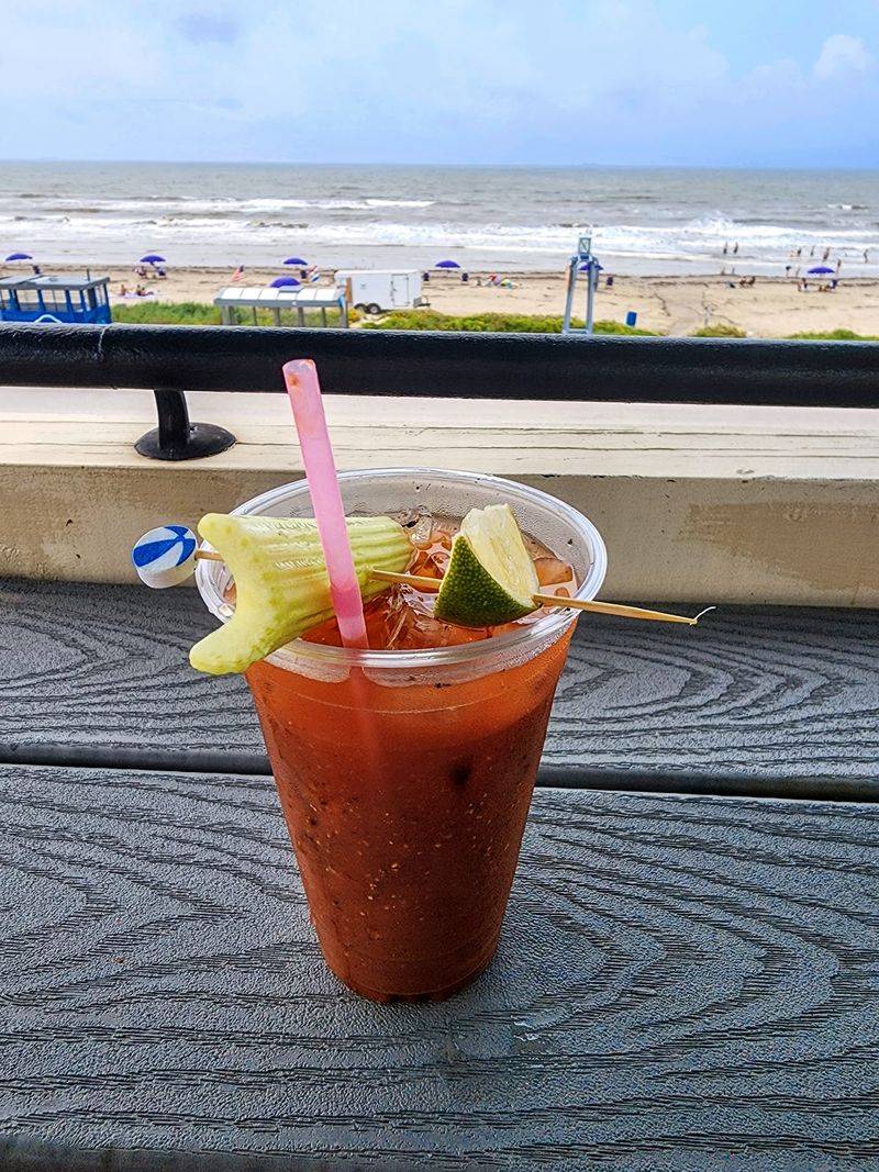 Ocean Views That Come Free With Every Meal