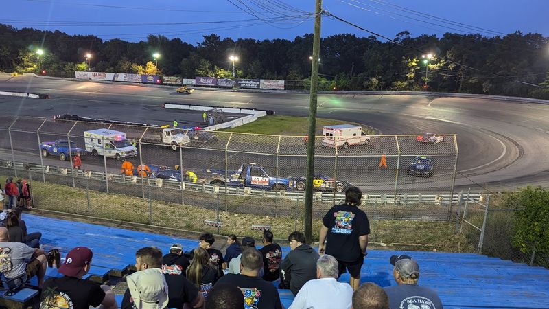 Old-School Racing Meets a New Era at Wall Stadium