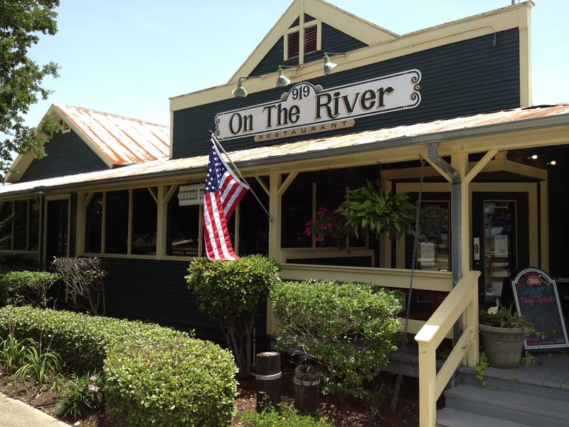 On the River Restaurant (Freeport) On the River Restaurant (Freeport)