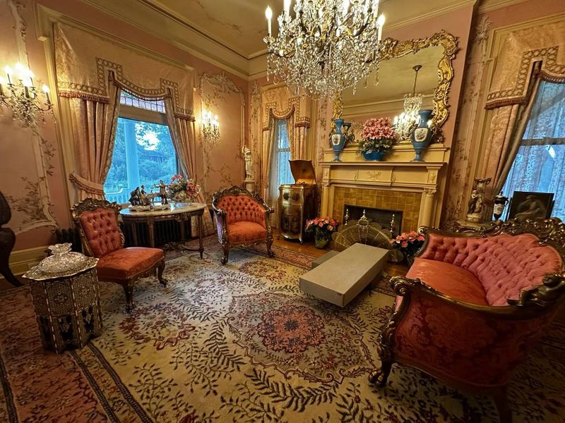Over 30 Rooms of Original Splendor