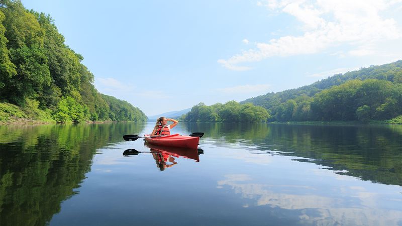 Paddle the Delaware River Through the Pocono Mountains Paddle the Delaware River Through the Pocono Mountains