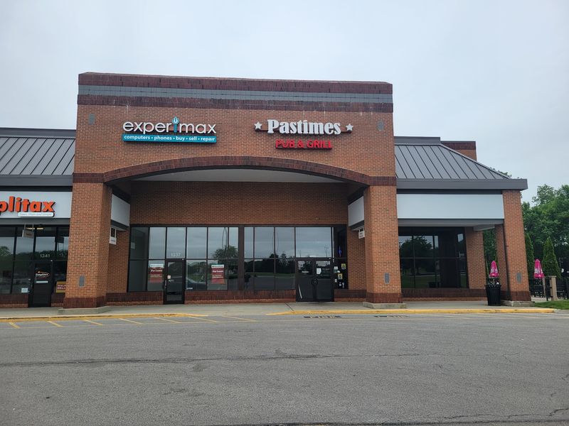 Pastimes Pub & Grill